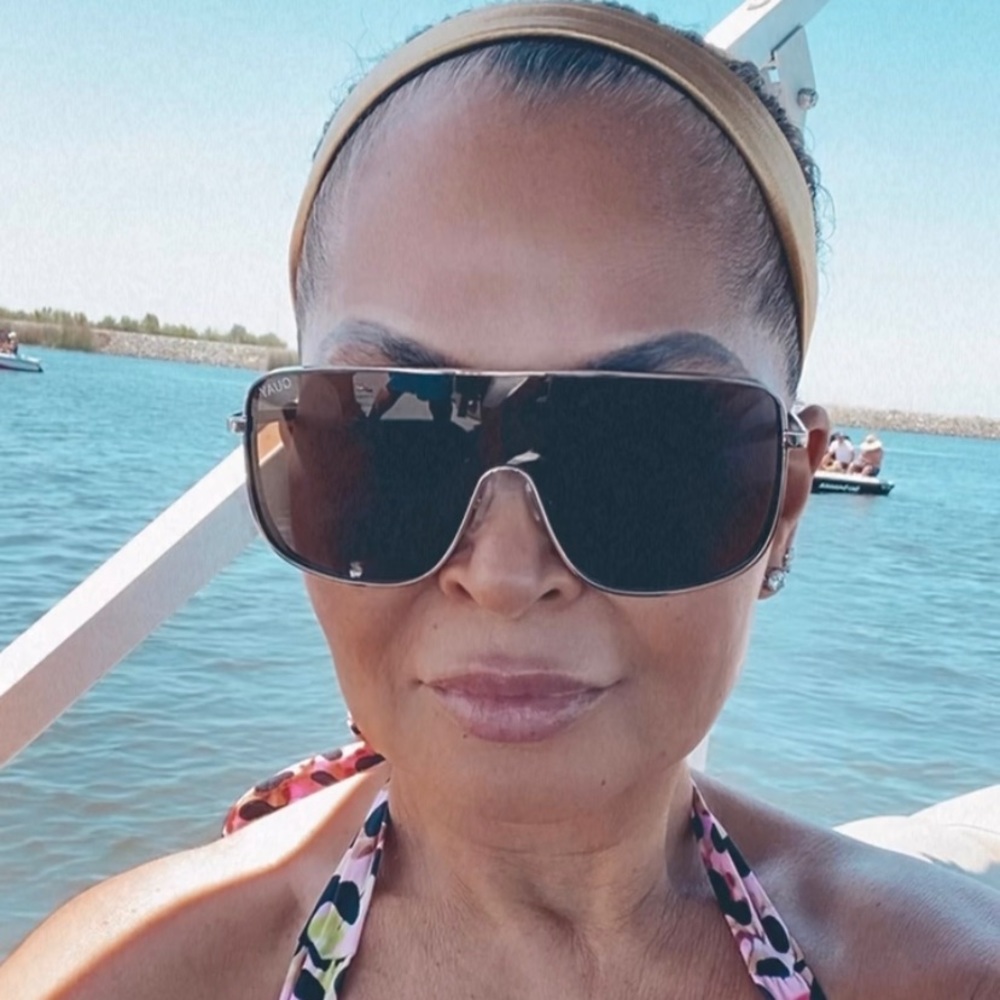 Meet your Posher, Delilah